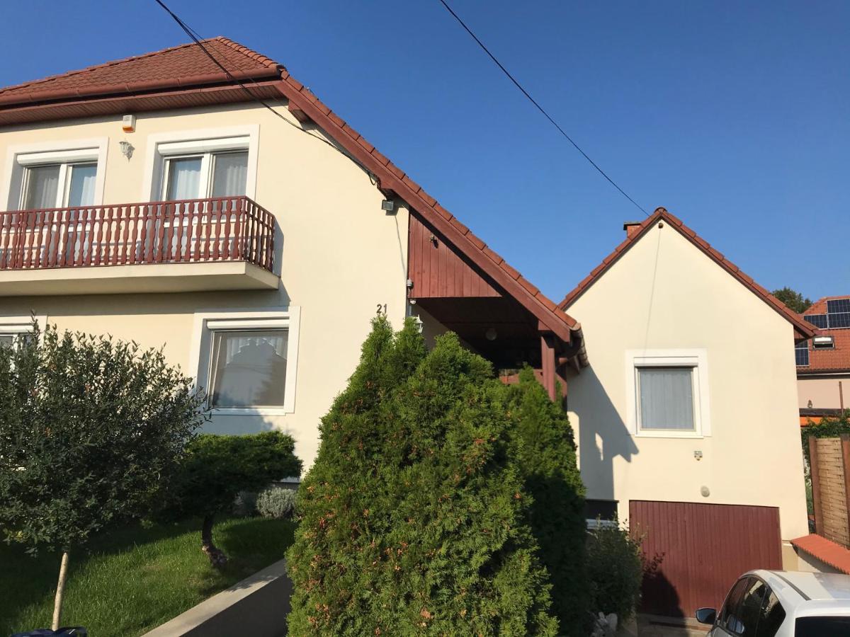 Apartman Tinasol Mosonmagyaróvár Exteriér fotografie